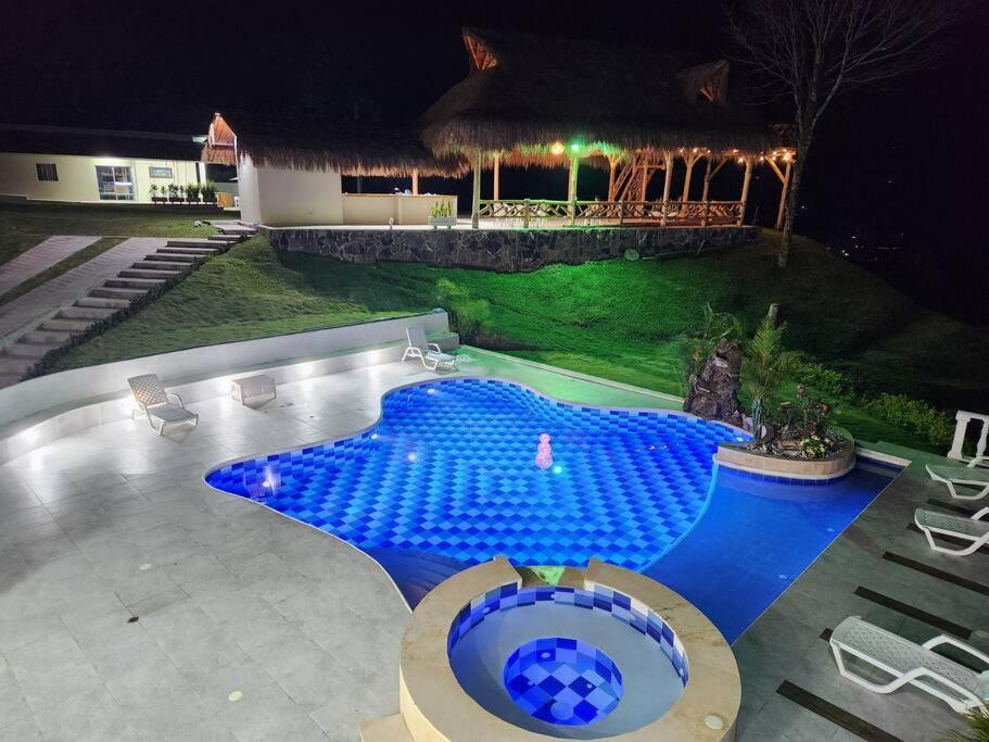 Villeta Casa De Campo Caracoli Spa Bagian luar foto