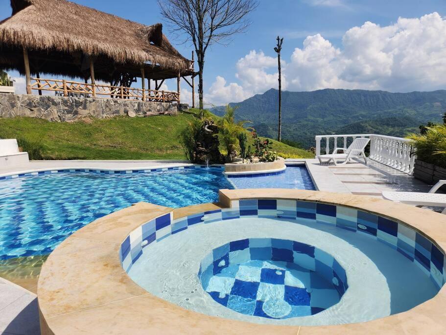 Villeta Casa De Campo Caracoli Spa Bagian luar foto